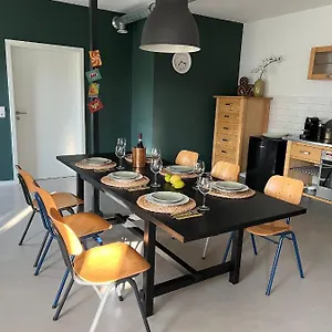 Apartment Ruhige Mit 2 Schlafzimmern Auf 80qm, Kurnach